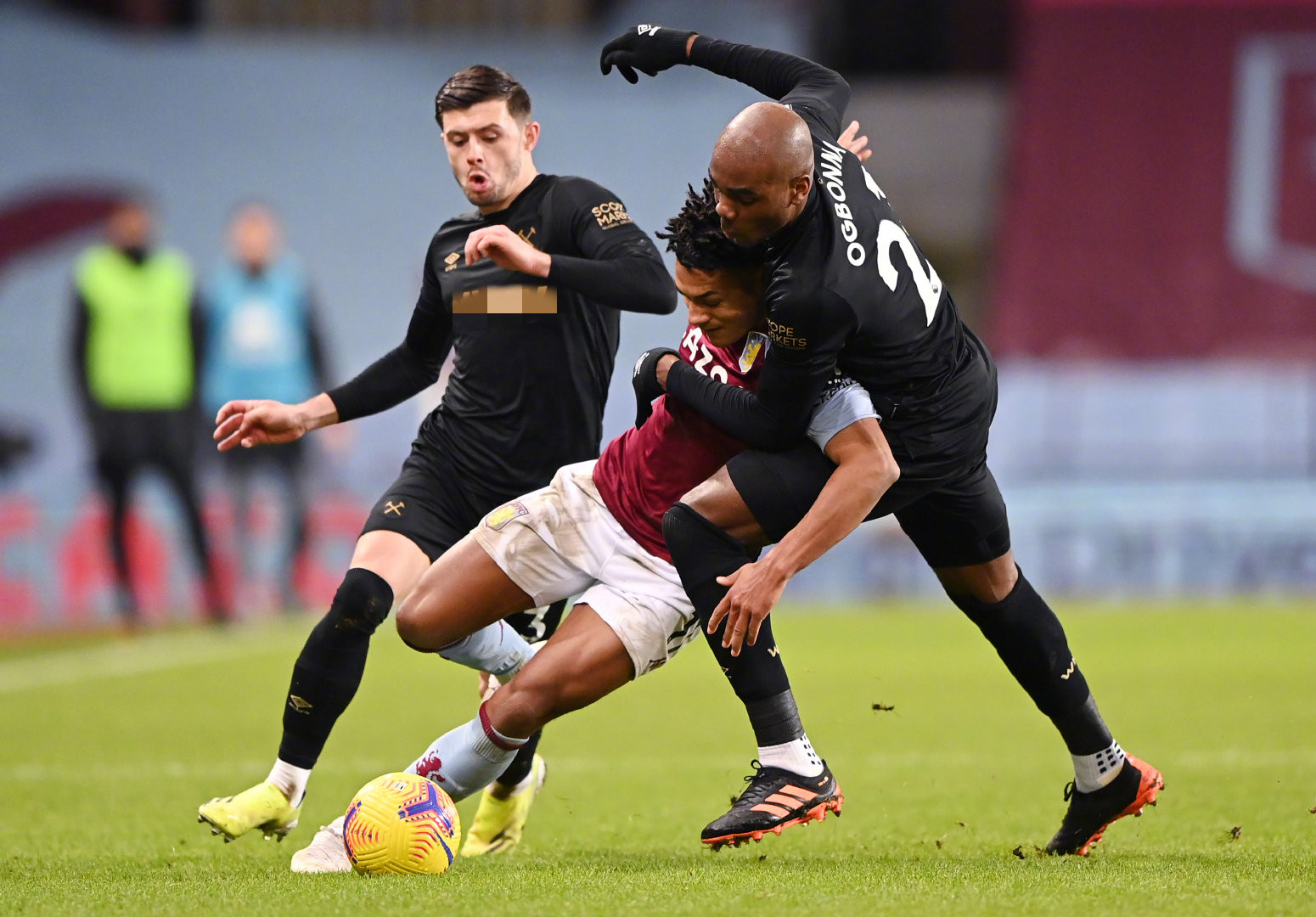 俱杯上的表 俱杯上的表